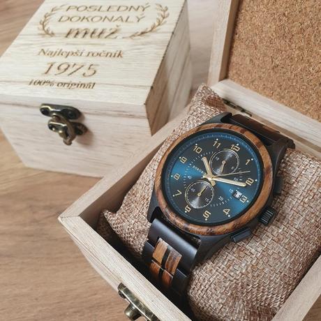 Drevené hodinky majestic,