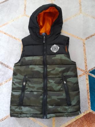 Maskáčová vesta, 116