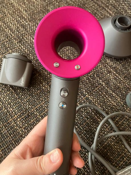 Dyson klasický fén supersonic,
