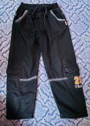 Perfektné tepláky 122, 122