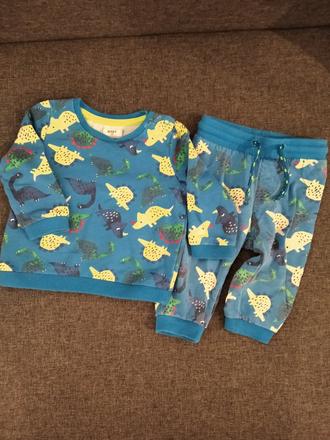 Teplakovy súprava, 74