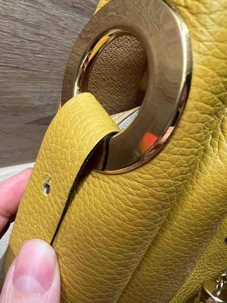 Kozena talianska kabelka v horcicovej farbe, 