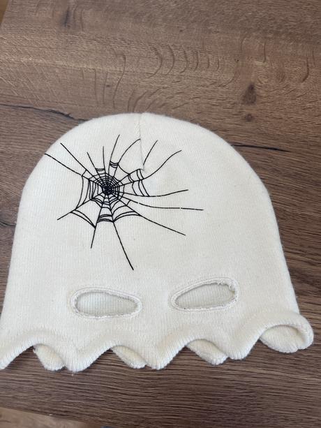 Biela spider čiapka benethon, benetton,128