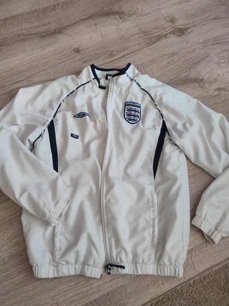 Bundička umbro, umbro,158