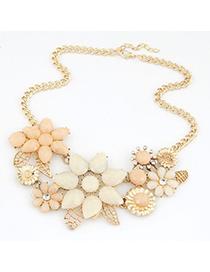 Kvetinový náhrdelník, 