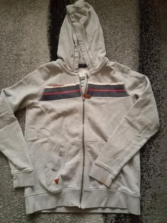 Mam na predaj mikinu, 158