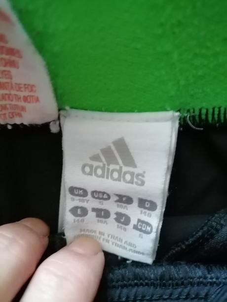 Športové krátke gate, adidas,140