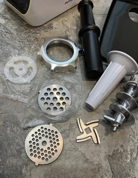 Mlynček na mäso eta ambo ll, eta