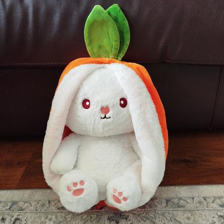 Krásny zajko v mrkvičke 33cm - top stav, 