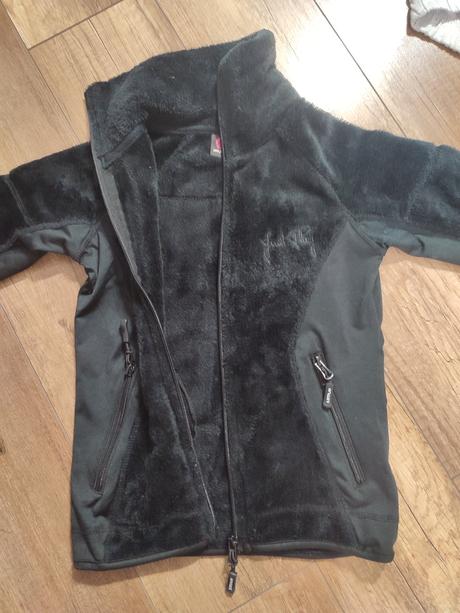 Dievčenské mikiny, 122