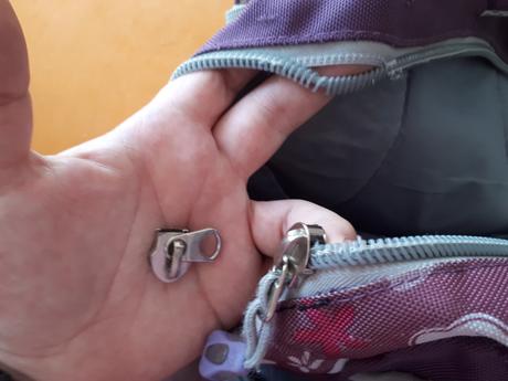 2x ruksak grace skolska taska,