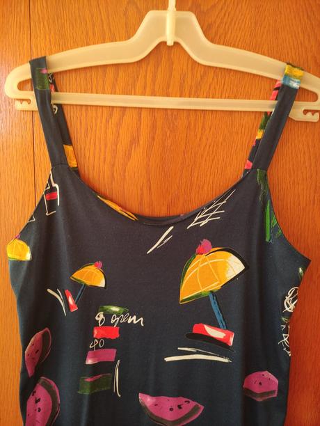 Talianské šaty frasi, s