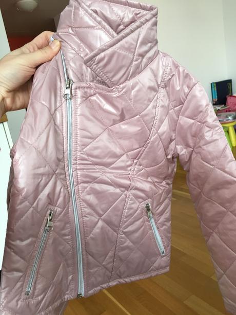 Pudrovoruzova bundicka, 98