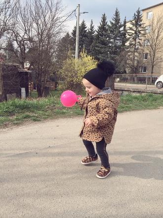 Bundicka +rifle+tenisky, 86–98