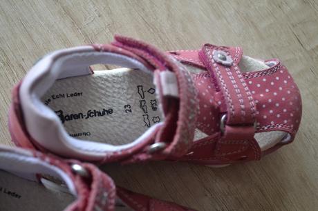 Sandálky, bären-schuhe,23