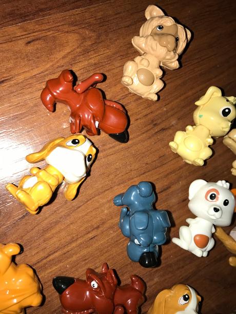 Kinder - psíkovia - 14ks,