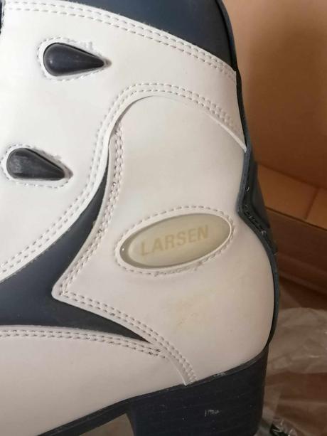 Korčule na ľad nepoužívané, 36