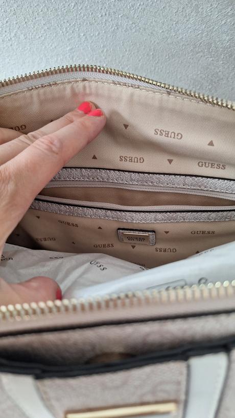 Guess kabelka, guess