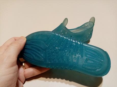 Topánky do mora(vody), 25