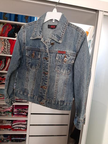 Perfektná štýlová rifľová bundička na 4-6r., 116