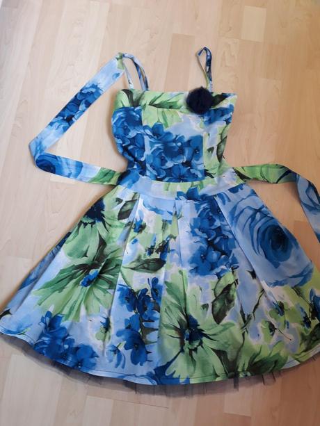 Šaty rinascimento v top stave veľkosť 34, xs, xs