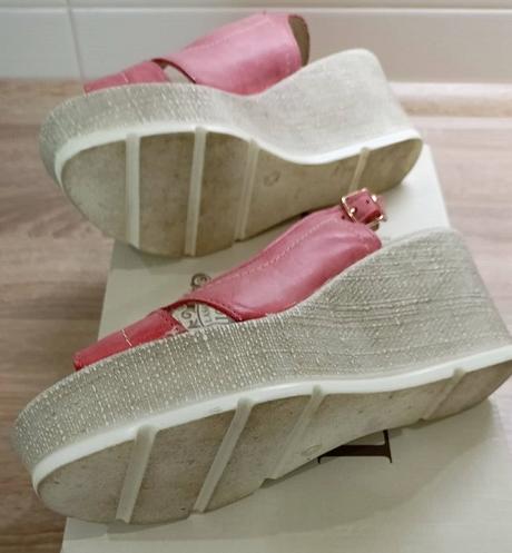 Dámske sandálky, č. 36, na platforme, lasocki,36