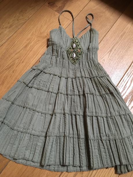 Saty s muslickami, 122