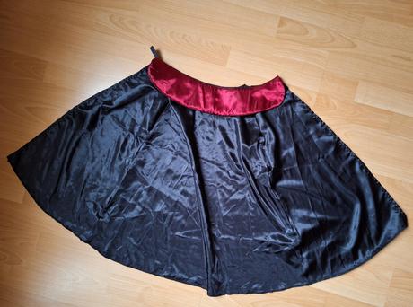 Kostým upíra (pošta v cene),