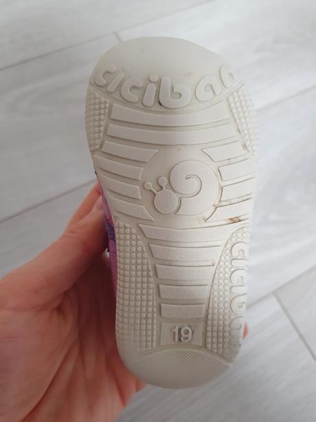 Papuce ciciban, ciciban,19