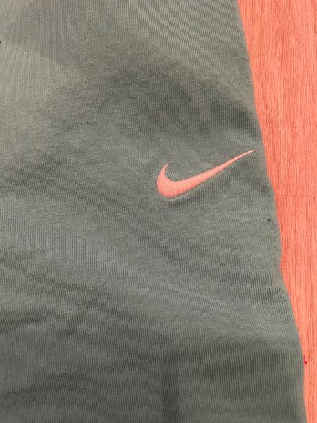 Športové kraťasy po kolená veľk. 116-122, nike,116