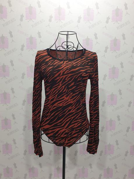 Extravagantné body s/m, s