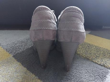 Tenisky na vysokom opätku, 38