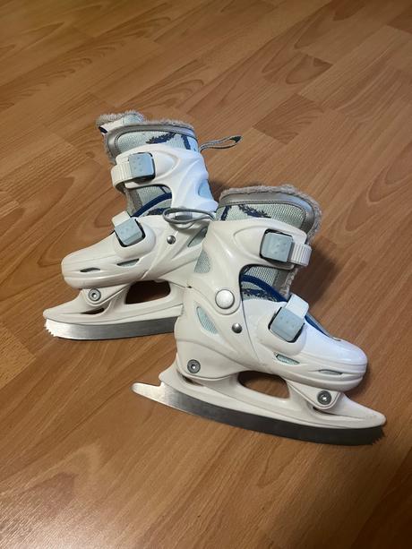 Dievčenské nastaviteľné korčule head, 27