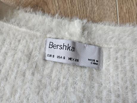Chlpatý svetrík kardigán, bershka,36 / 38 / m / s