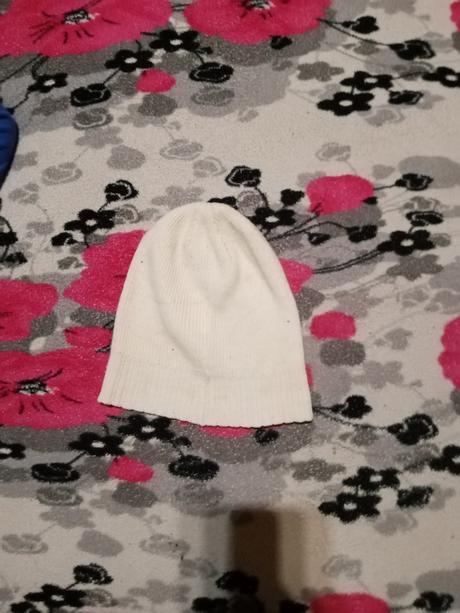 Dievčenske čiapky, 116