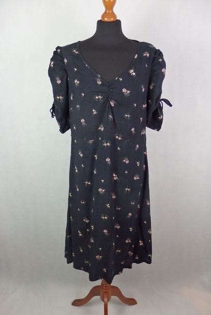 Kvalitné čierne šaty, lindex,s