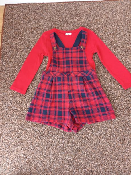 Vianočný komplet, 104