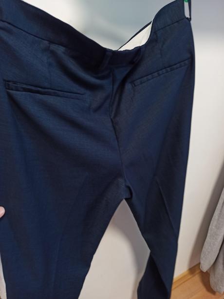 Oblek  h&m  veľ.50, m