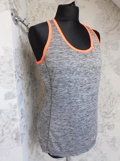 Damske fitnes tielko, 38