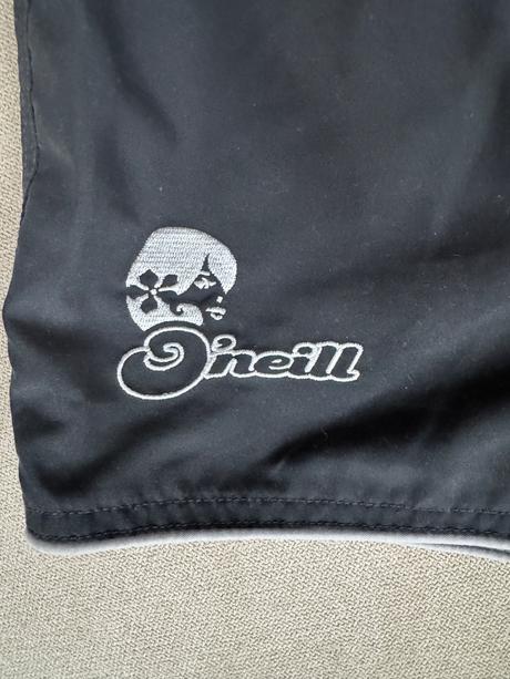 Damske kratasy velkost s, o’neill,s