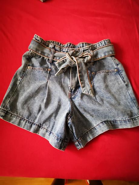 Šortky, 38