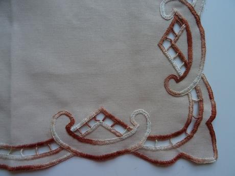 Vyšívaný obrus, 