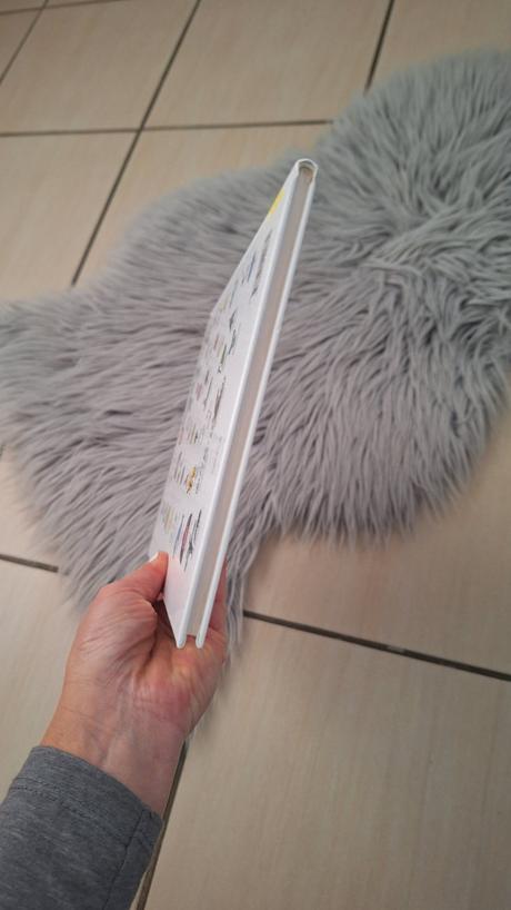 Kniha farebné rozpravky,