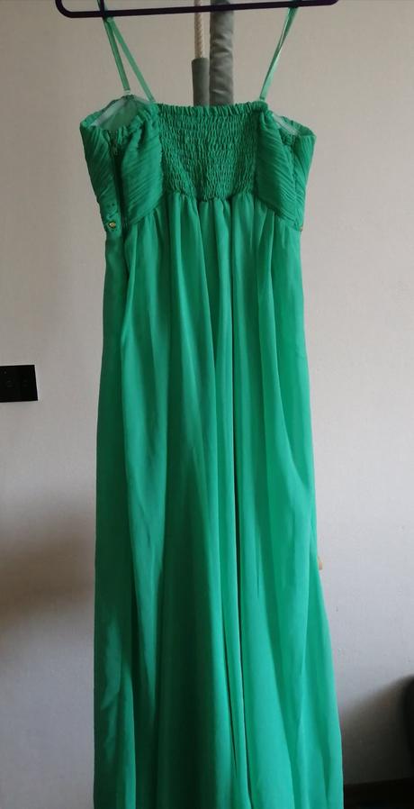 Mentolové šaty, 38
