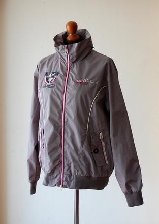 Štýlovú prechodnú bundu (bomber štýl) zn.malouk, s