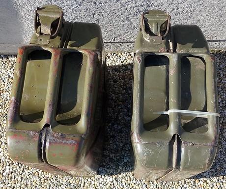 Kovové kanistre - bandasky, 