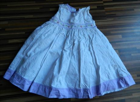 Dievčenské šaty, 92