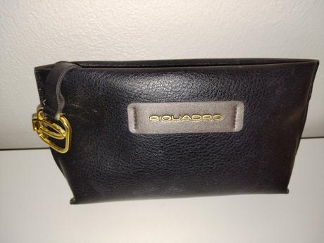 Kožená kozmetická taštička piquadro, 