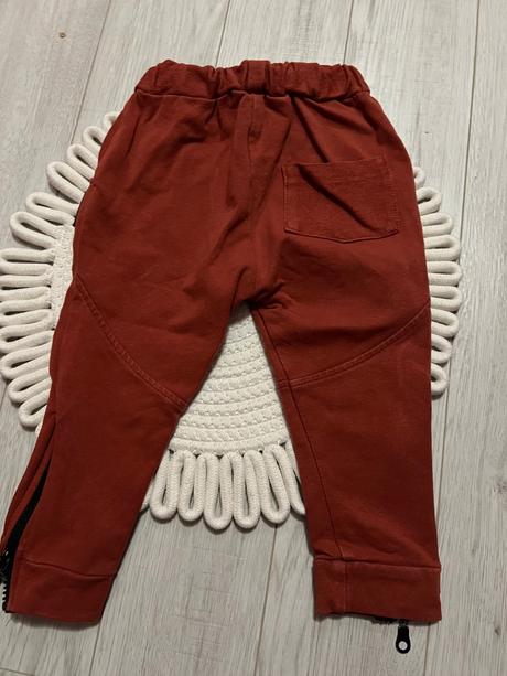 Tepláky so zipsami, 92