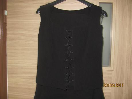 Kostým 4-kombinácia, 40